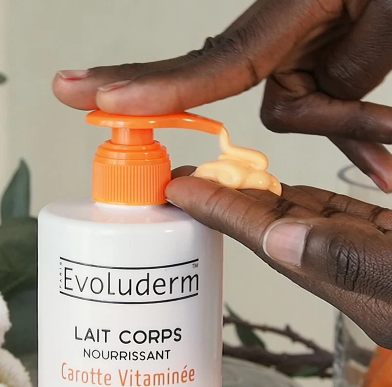 Lait Corps Nourrissant Carotte Vitaminée 500 ml – Image 2